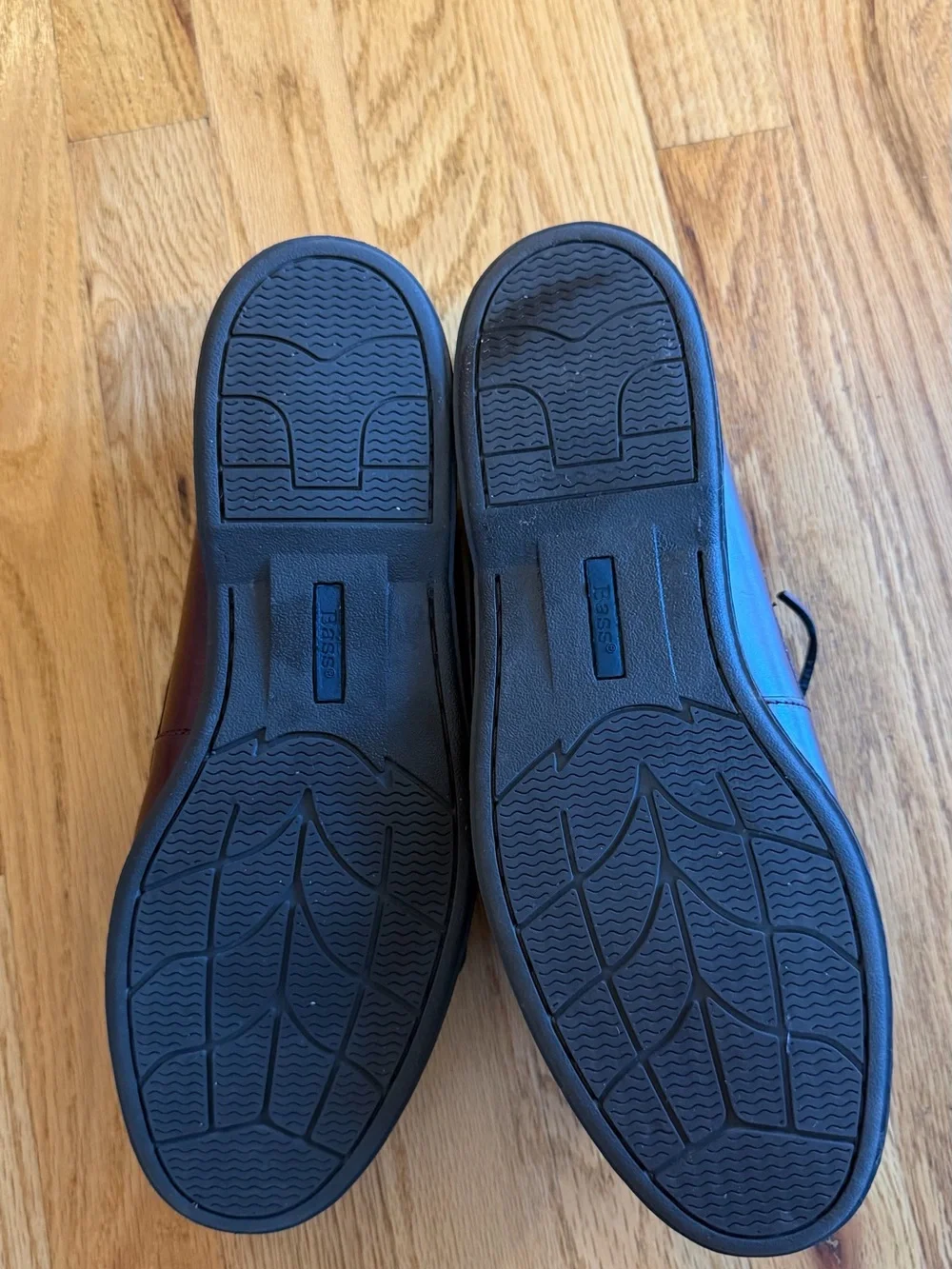 G.H. Bass & Co. Men’s Burgundy Leather Boat Shoes